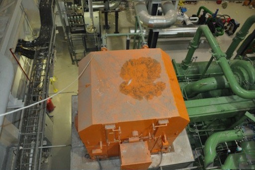 Фото промышленного оборудования до очистки