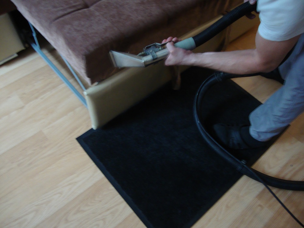 Фото влаговпитывающего ковра защищающего пол от попадания брызг моющего раствора